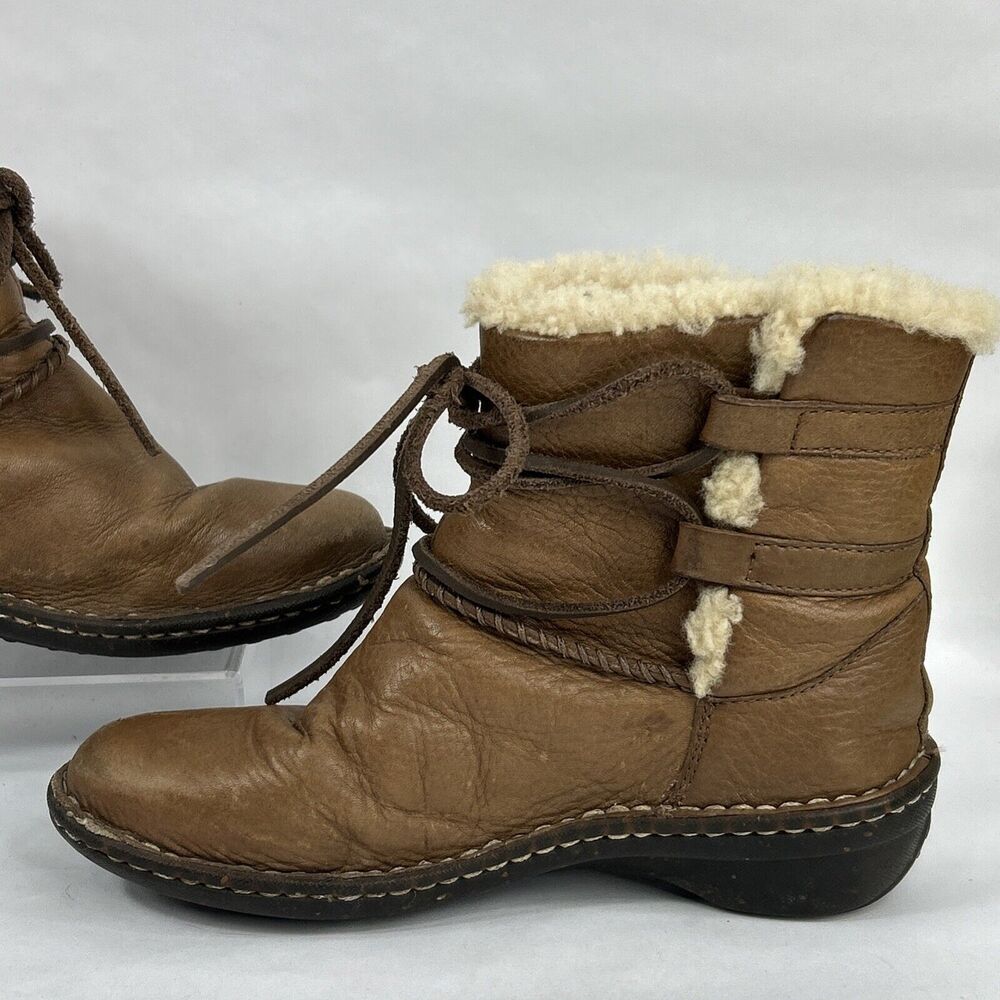 Ugg Boots Women 5 Caspia Ankle Short Sheepskin Winter Brown Leather Lace Up 1932 - Picture 2 of 15